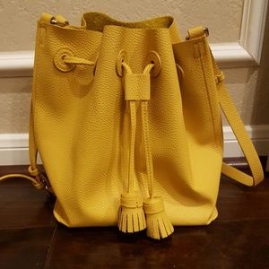 Bucket bag