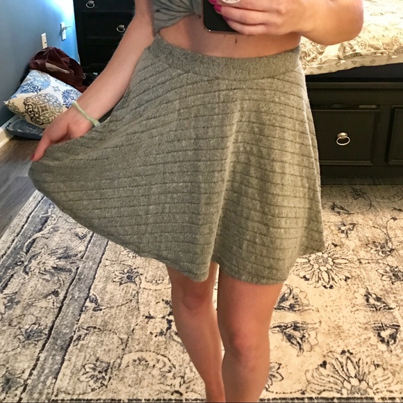 ❌SOLD! 🔥ZARA Knit Circle Skirt - Picture 3 of 3