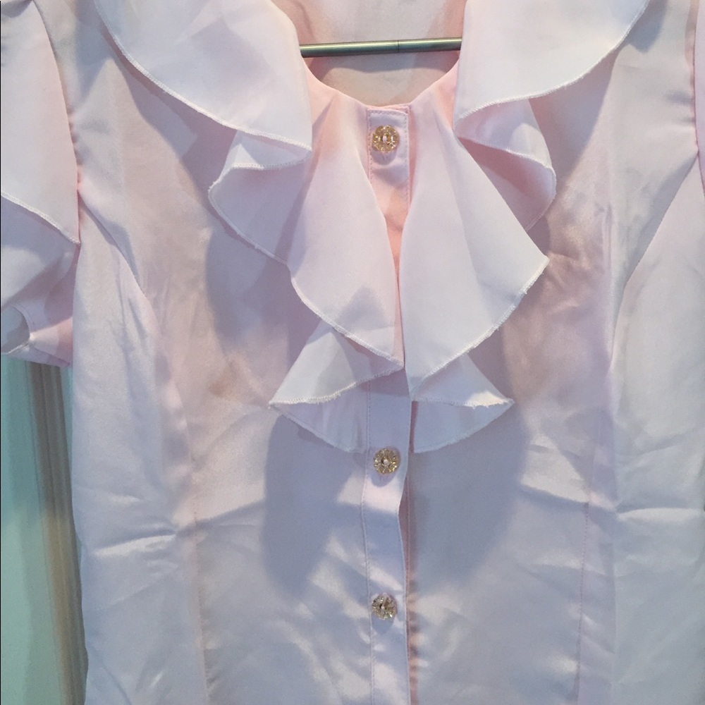 Pink blouse - Picture 2 of 4