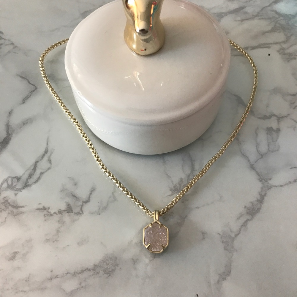Kendra Scott Oliver Necklace