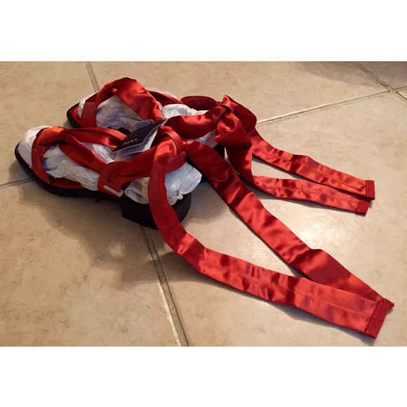 ✨SOLD ON MERC✨ NWT ZARA Satin Orange Sandals - Picture 7 of 7