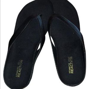 Kenneth Cole Reaction Ice Cube Sandals