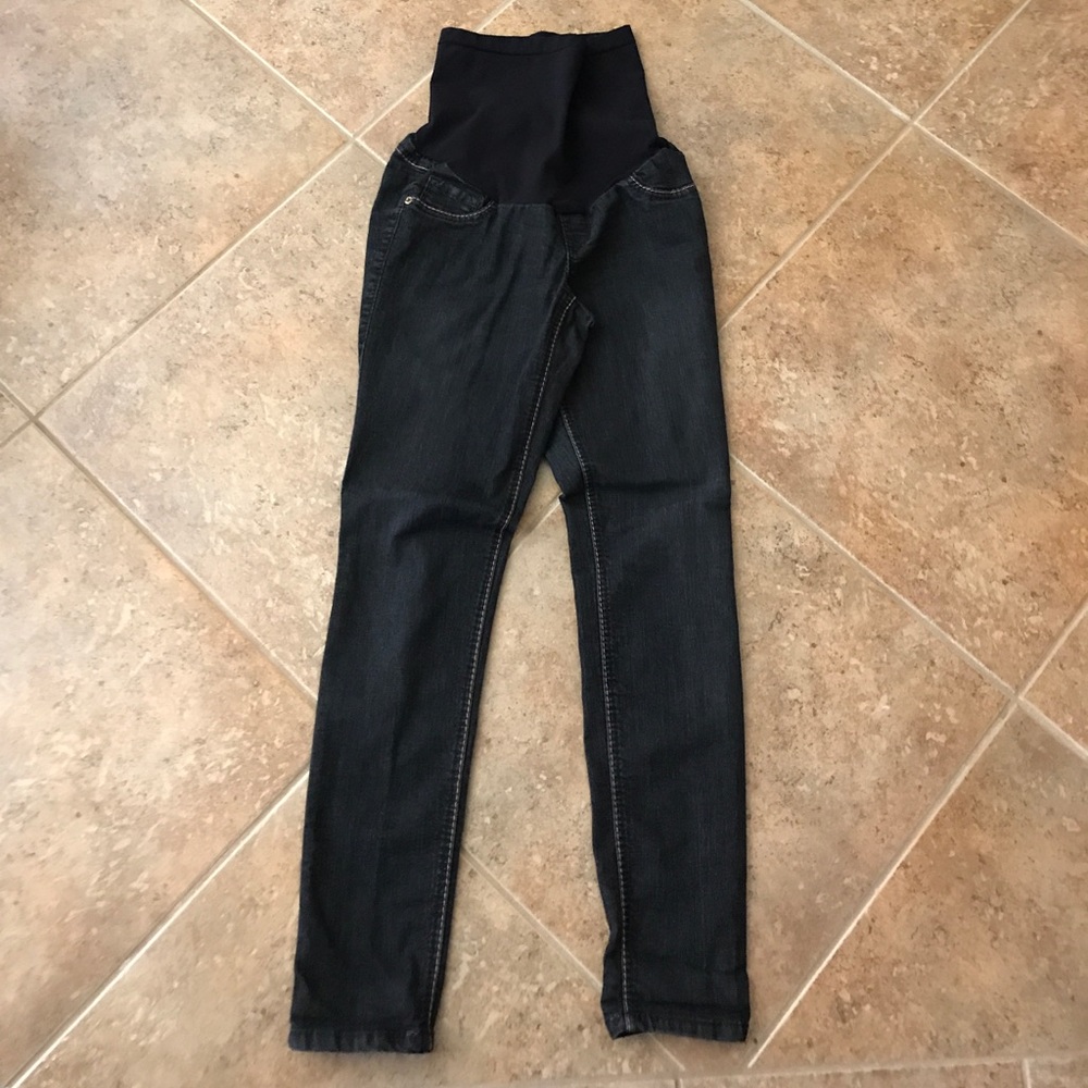 Maternity skinny jeans