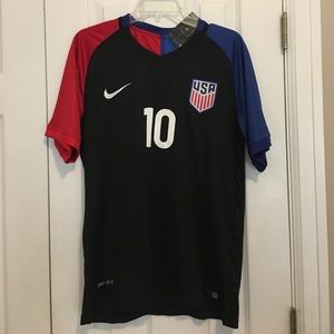 NWT Christian Pulisic USA Nike soccer jersey
