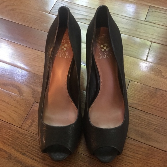 Vince Camuto black peep toe heels - Picture 2 of 4