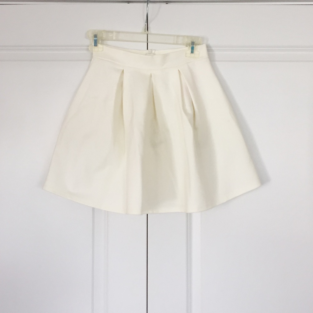Love Culture Solemio Ivory Skater Skirt NWT