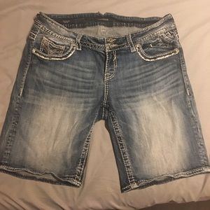 Vigoss Bermuda Shorts
