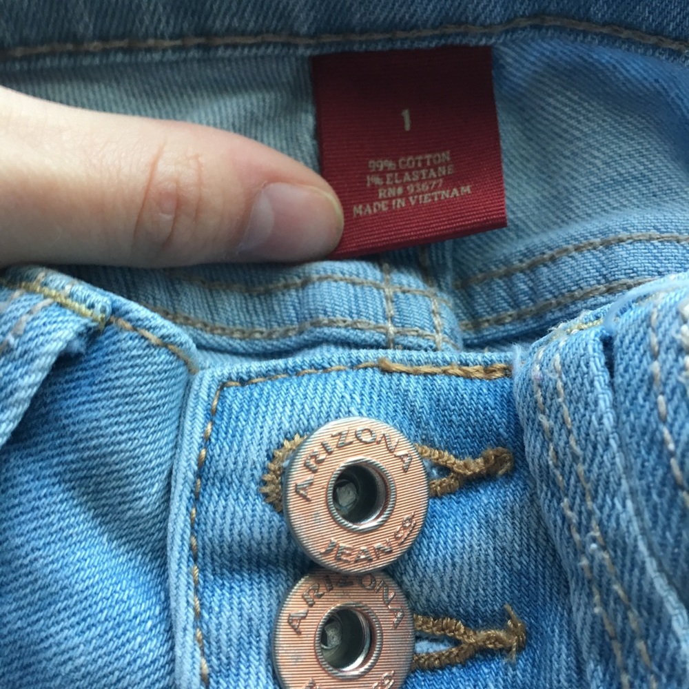Light Capri Jeans Ripped - Picture 3 of 3