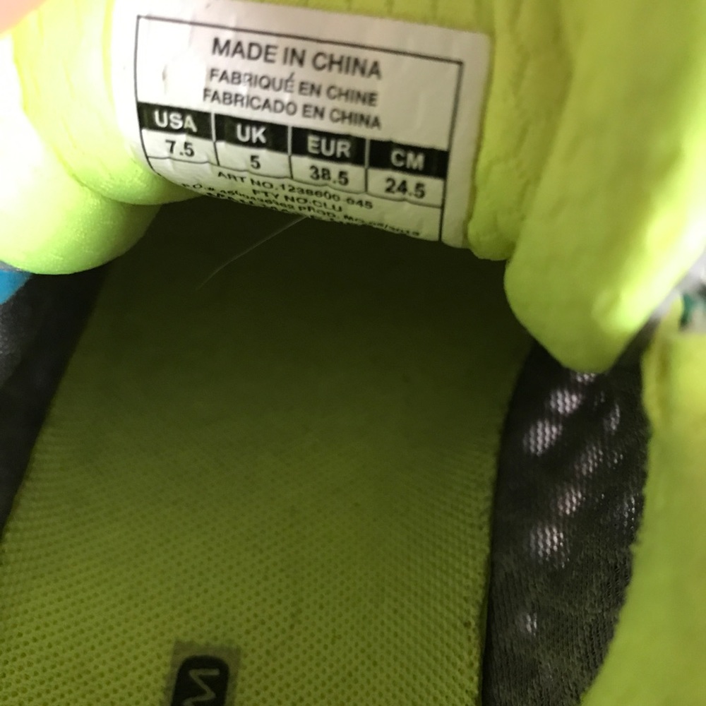 Gently loved UA shoes