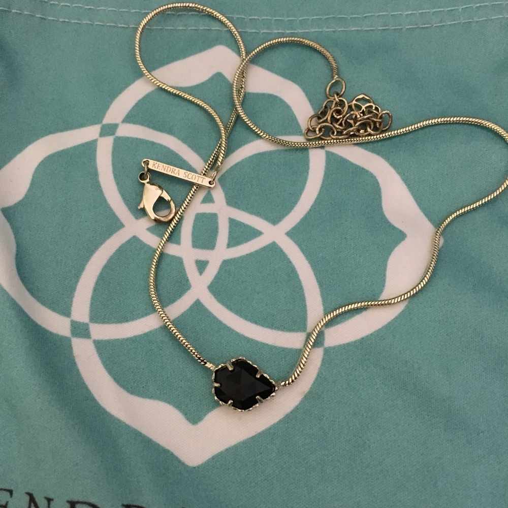 Kendra Scott Mara Necklace in Gold and Black