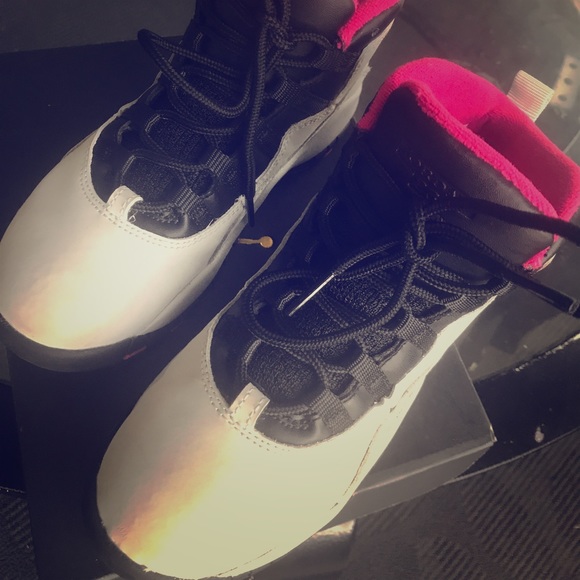 Air Jordan 10 GS Vivid Pink - Picture 1 of 4