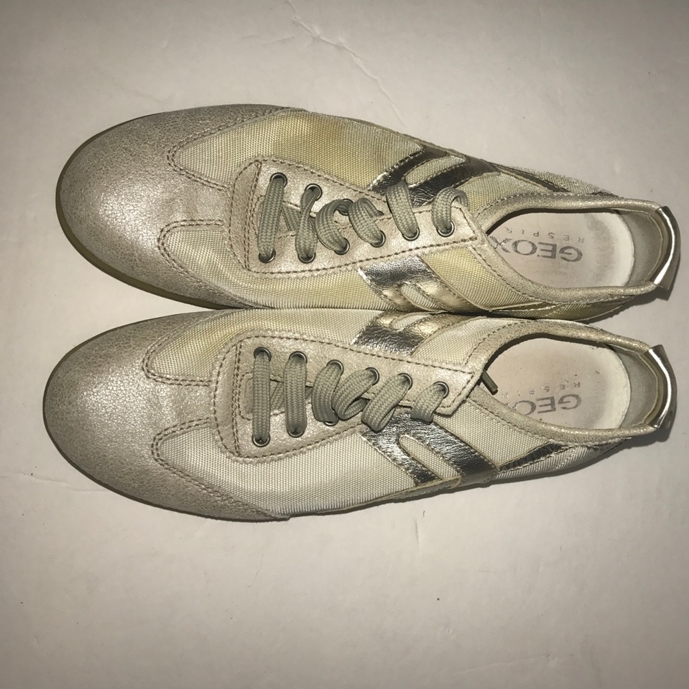 Pearl and white GEOX sneakers