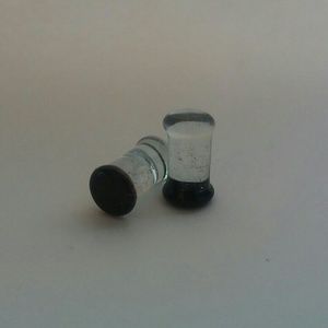 2g plugs