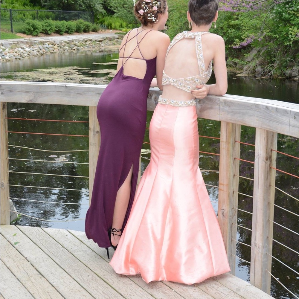 Formal Dress - Picture 2 of 5