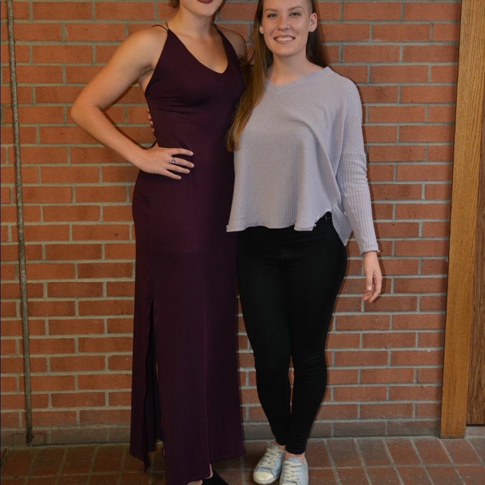 Formal Dress - Picture 4 of 5