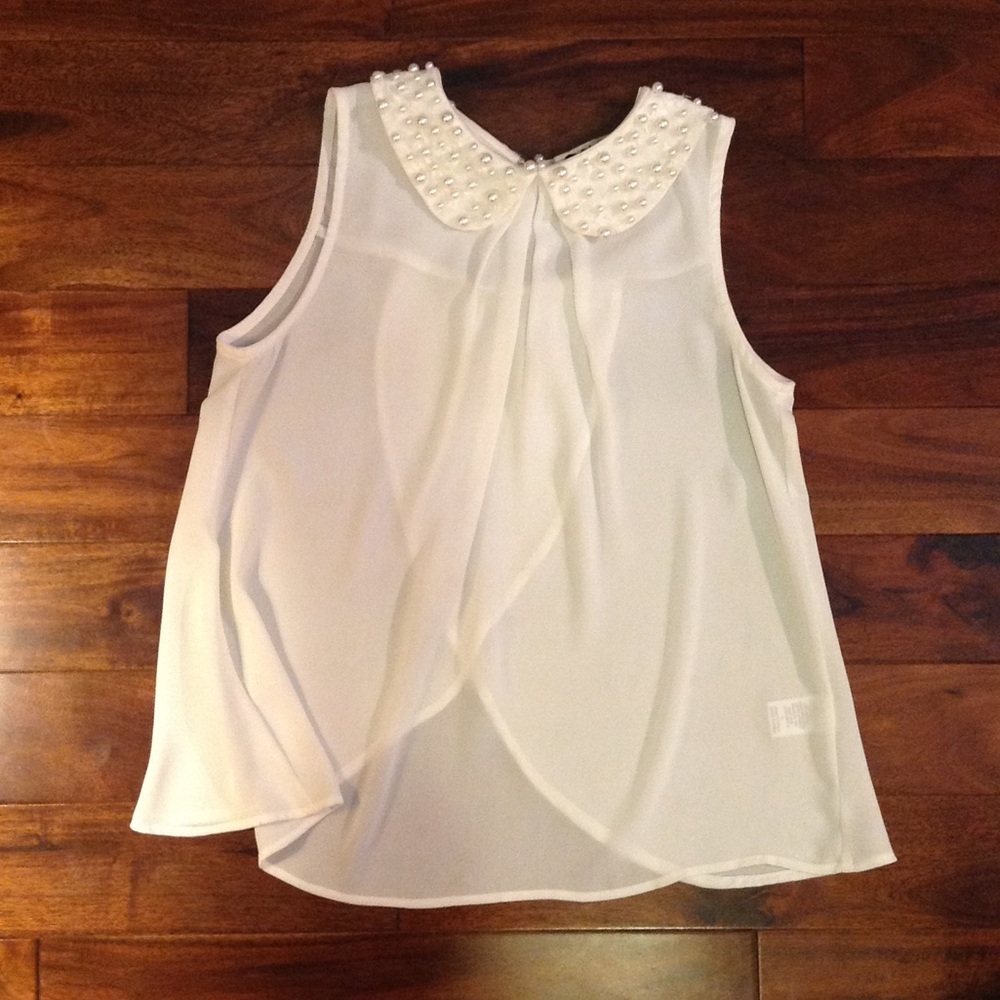 Pearl Collar Blouse