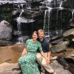 Meet your Posher, Gloria