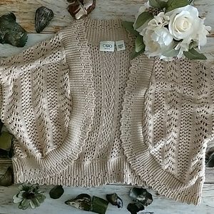 Cato Woman Cream and Gold Shrug 18/20