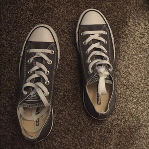 Grey converse size 6 women's & 4 men