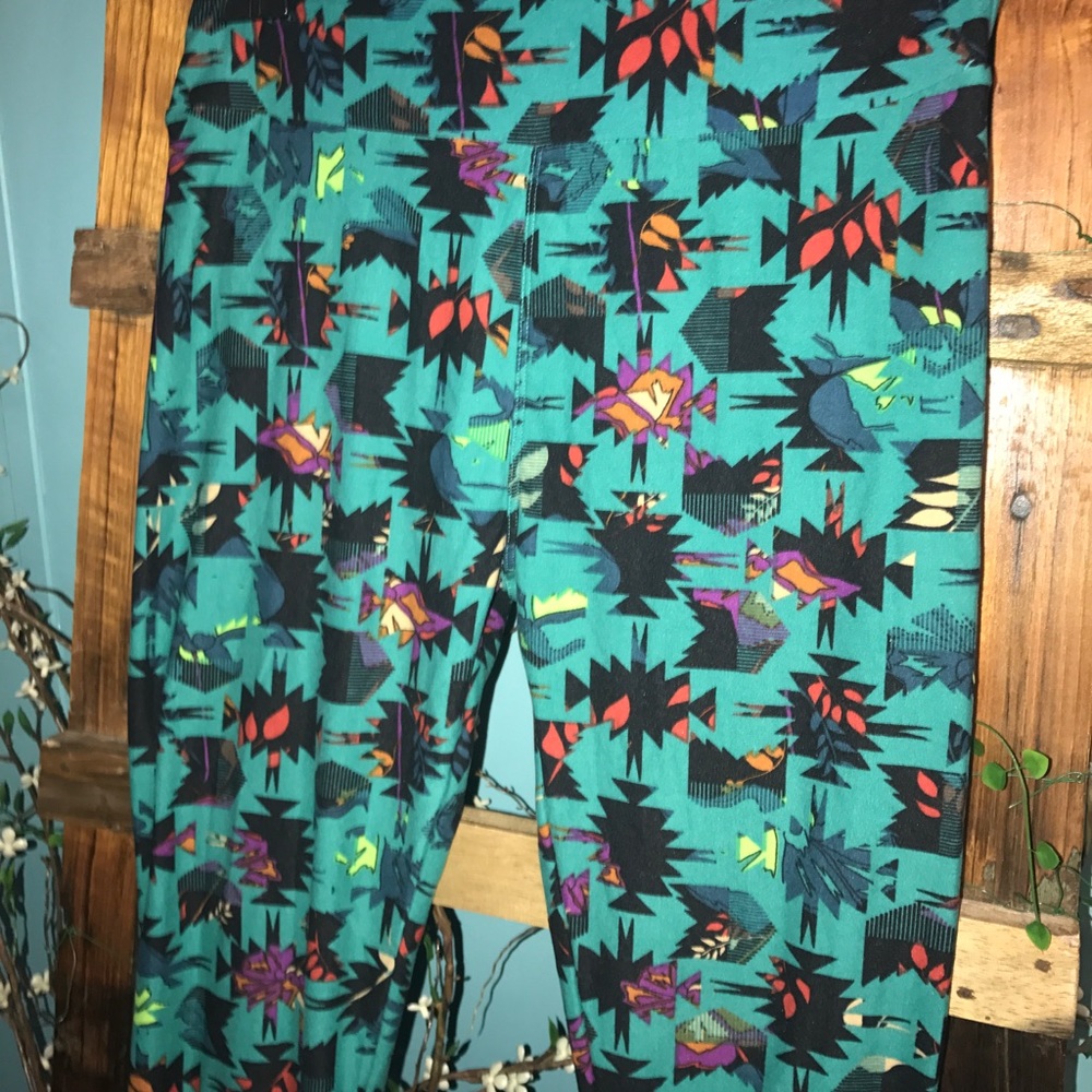 Lularoe one SZ leggings GREAT condition CUTE - Picture 5 of 8