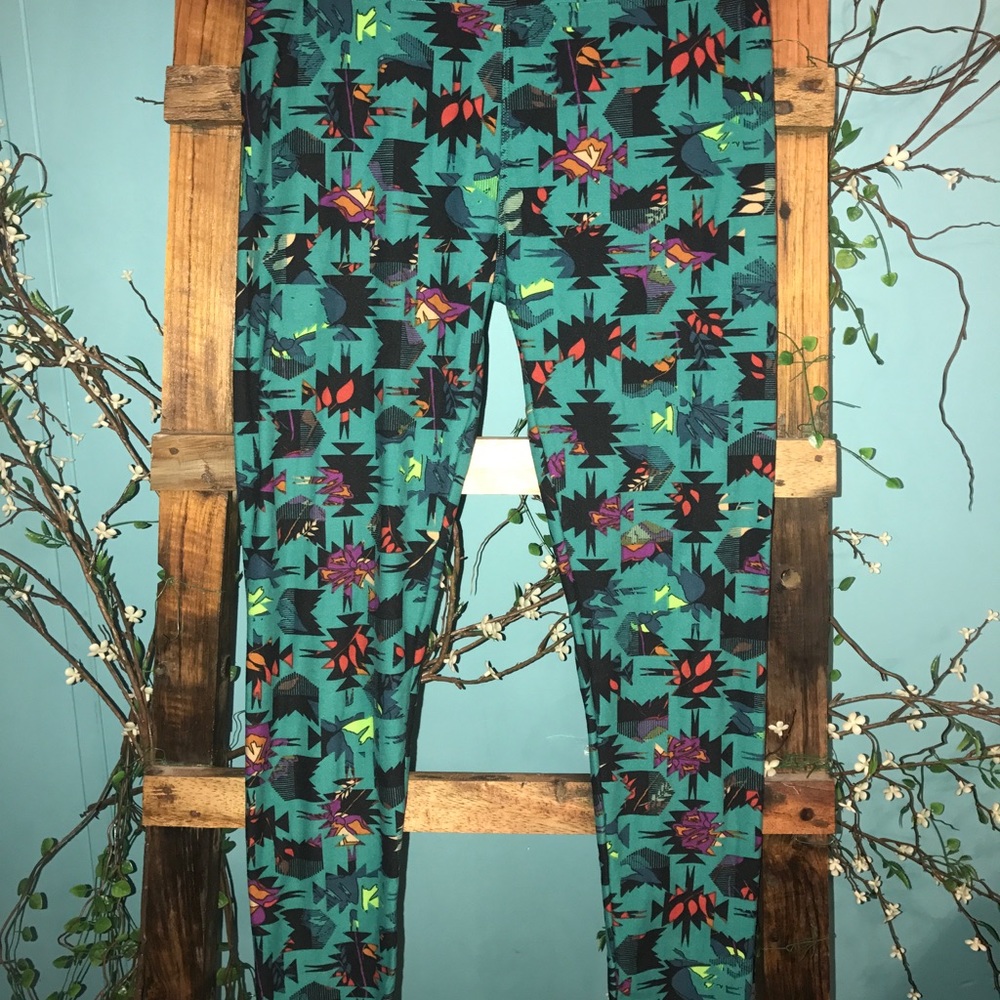 Lularoe one SZ leggings GREAT condition CUTE - Picture 8 of 8