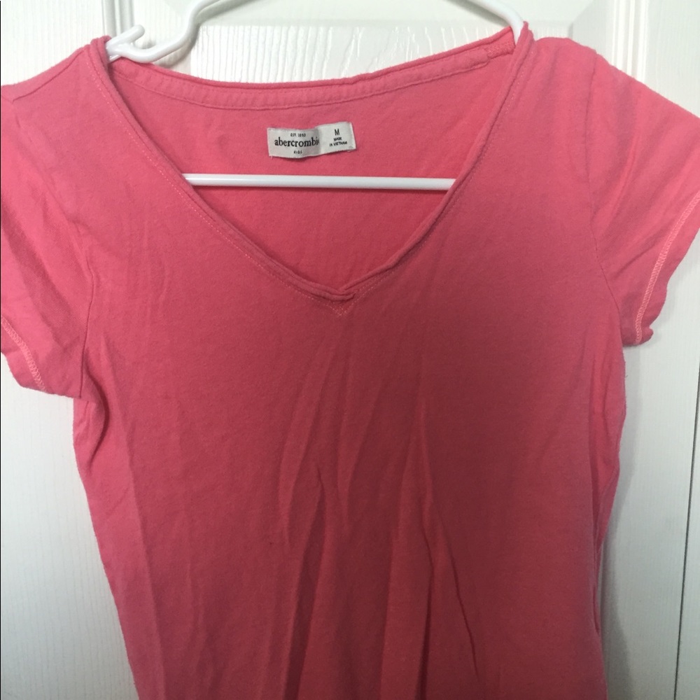 Abercrombie kids v neck shirt