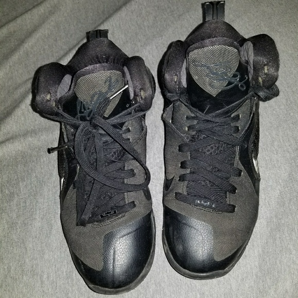 All Black LeBron 9s - Picture 2 of 4