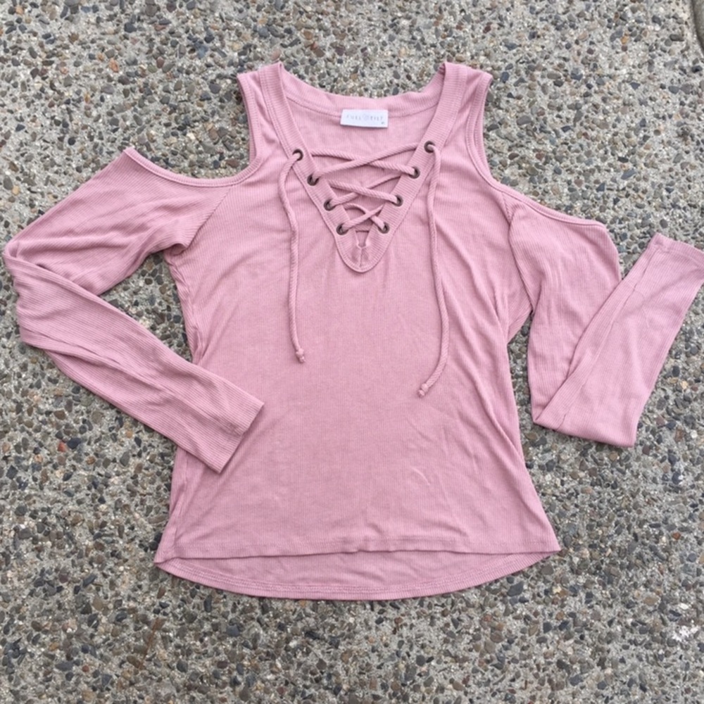 TILLYS Pink Stretchy Tee