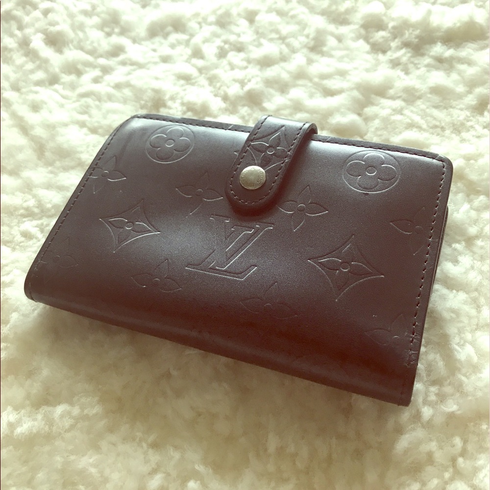 Louis Vuitton Amarante Vernis French Wallet
