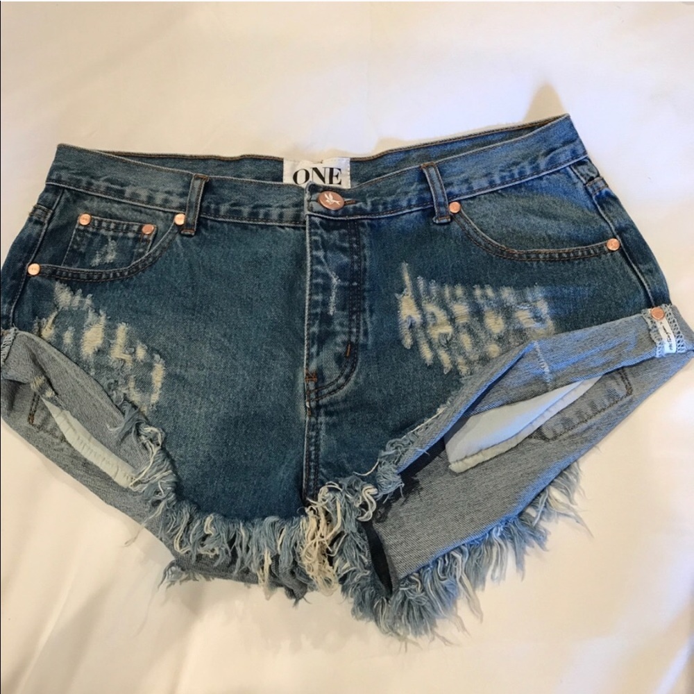 Re listed one Teaspoon bandits