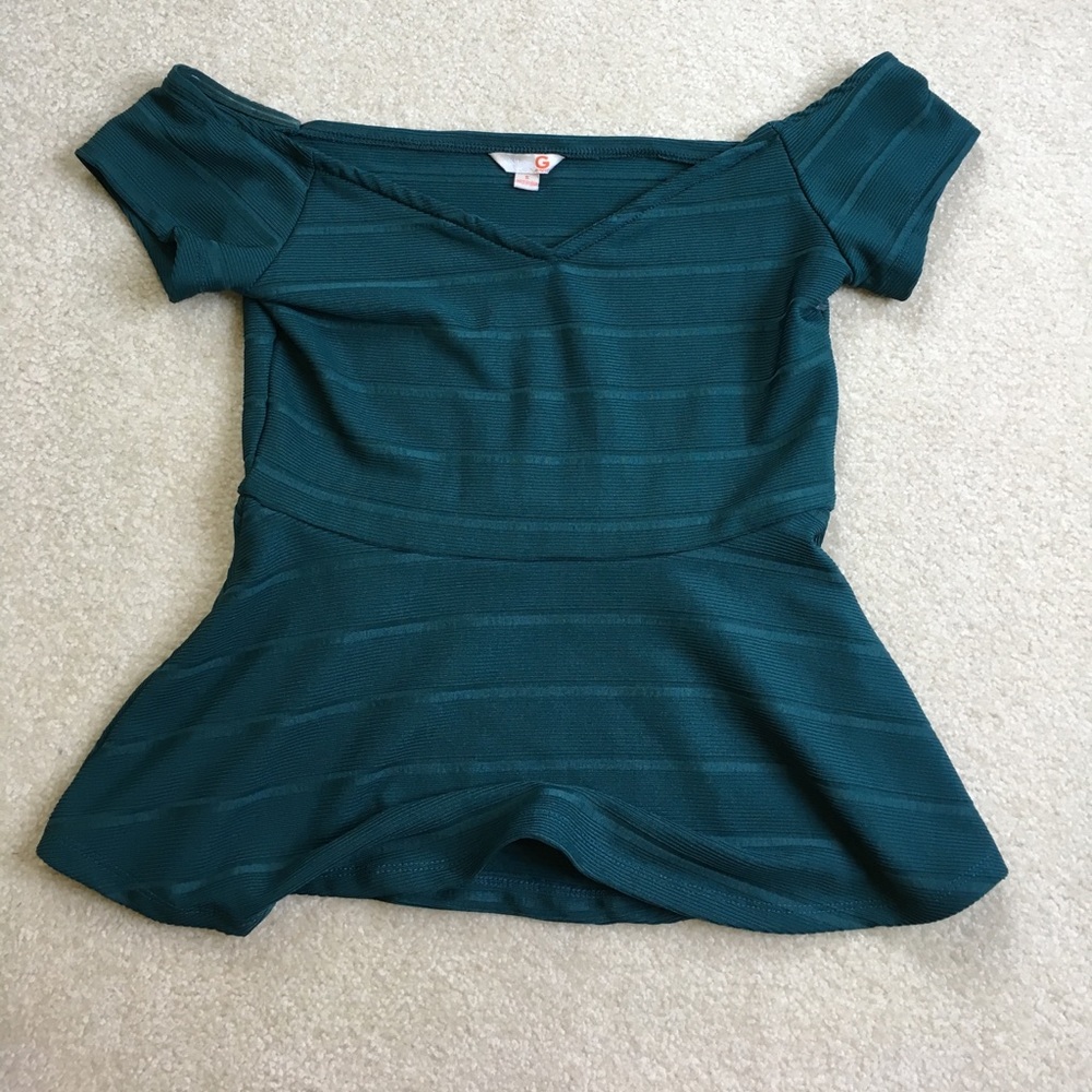 GUESS Peplum off the shoulder top