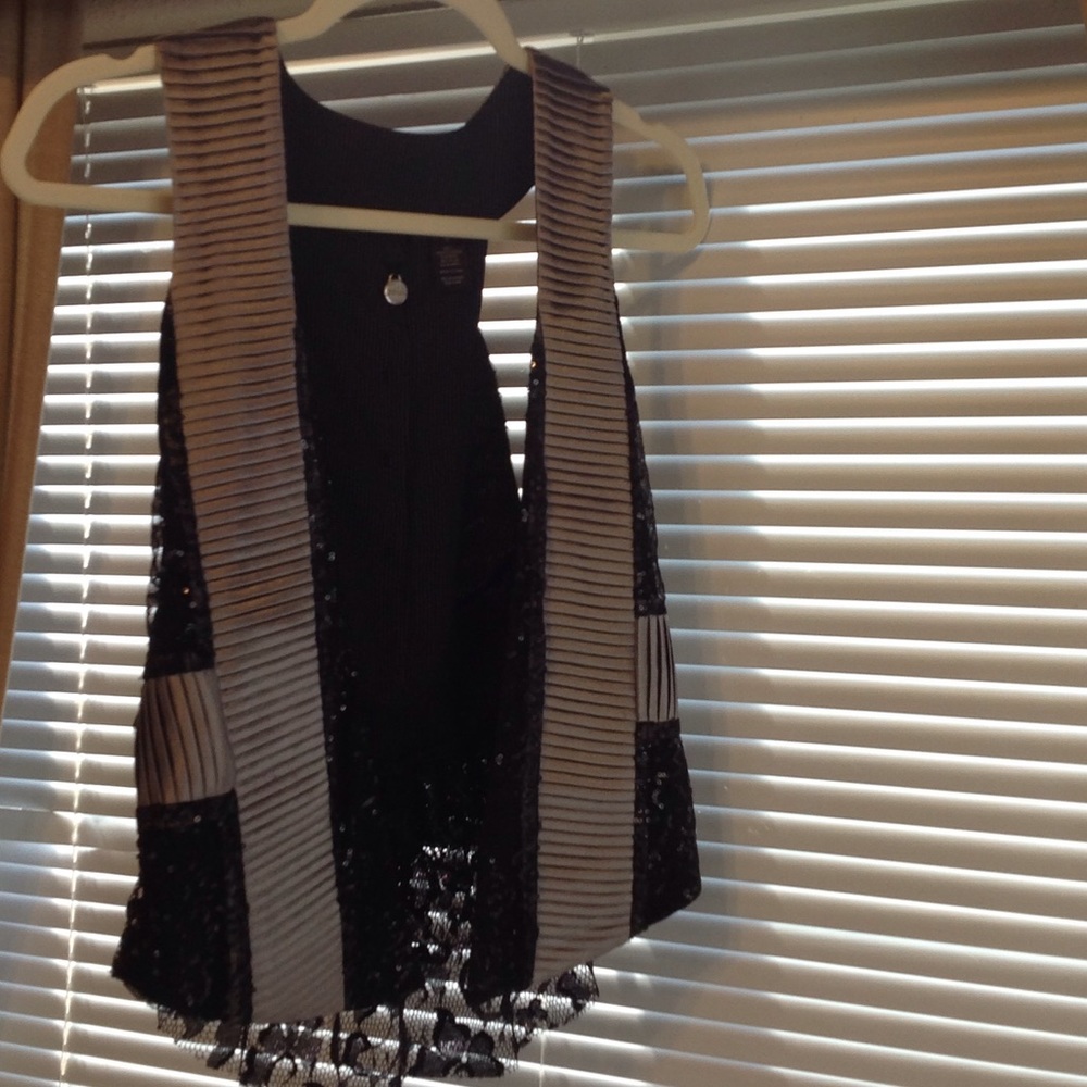 Dressy vest