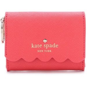 Kate Spade Lilly Avenue Scallop Darla Wallet