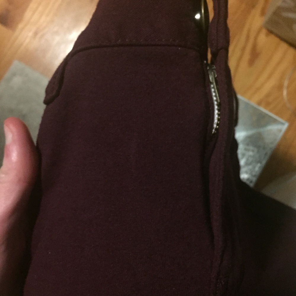 American Eagle Maroon Super Stretch Jeggings - Picture 7 of 8