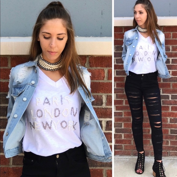 🌸Distressed Denim Jean Jacket - Picture 2 of 5