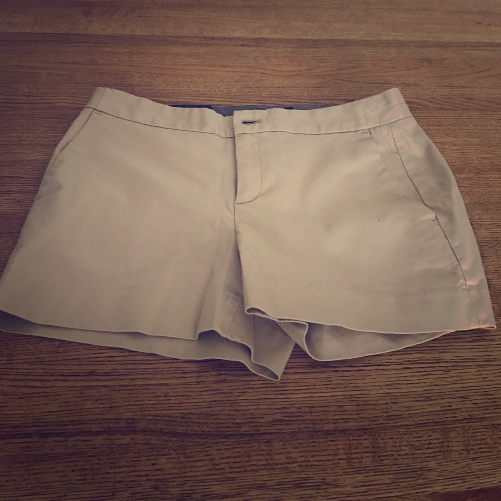 NWT Banana Republic Hampton Fit Khaki Shorts
