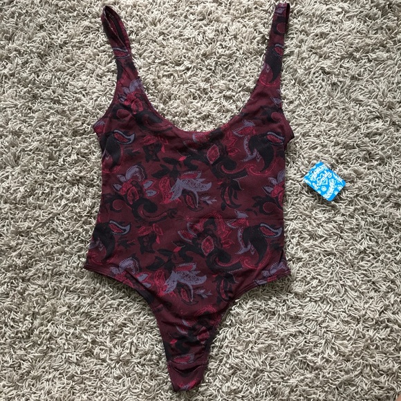 New Free People So Fresh Merlot Printed Bodysuit - Picture 4 of 8