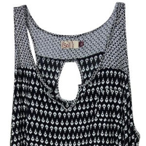SO Black & White Patterned Top 2x