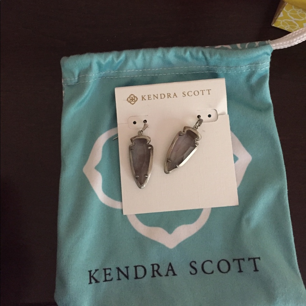 Kendra Scott earrings - Picture 1 of 1