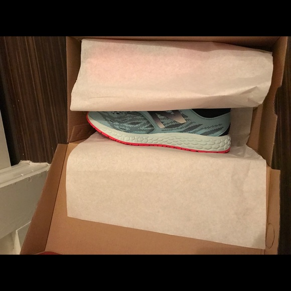 New Balance FF ZANTE size 8.5 NIB - Picture 7 of 7