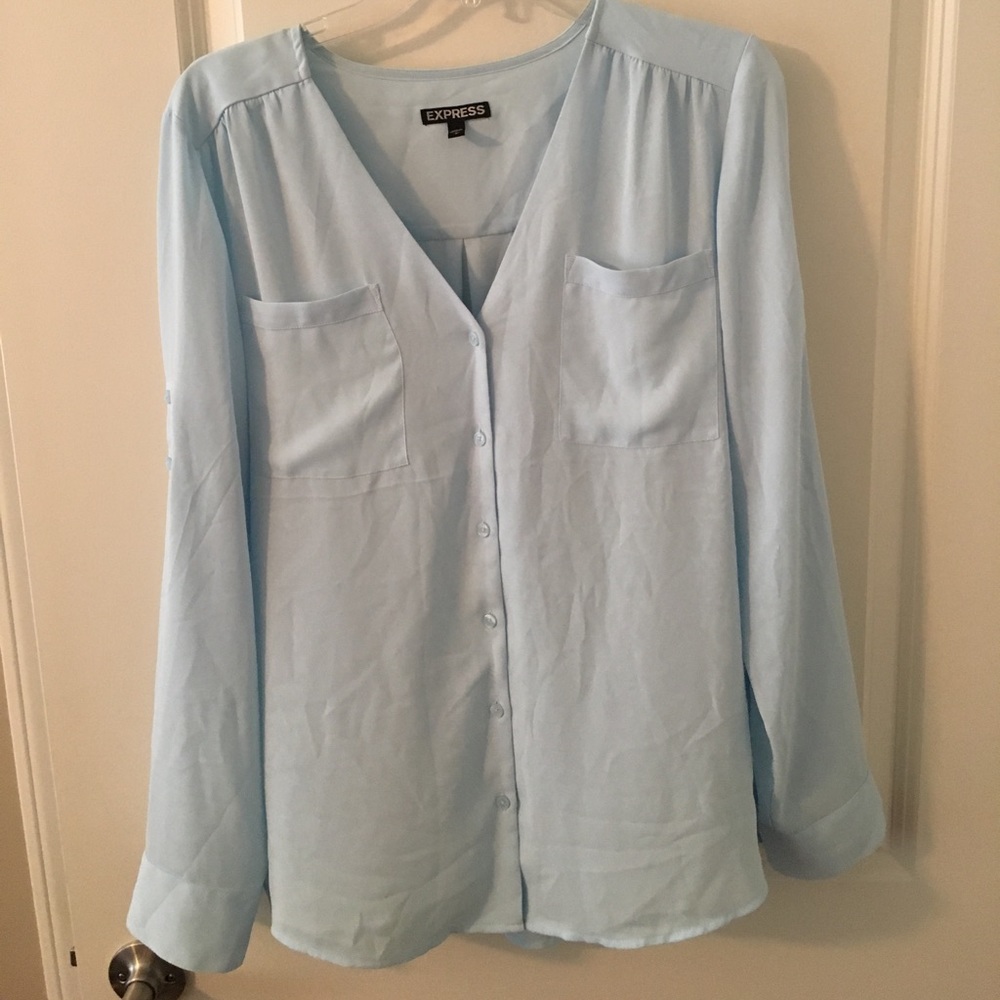 Long sleeve light blue top