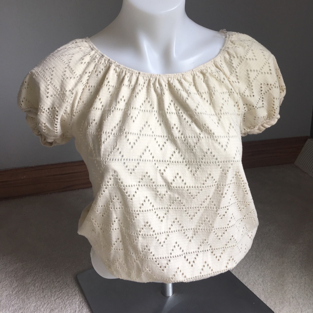 Adorable cream summer top