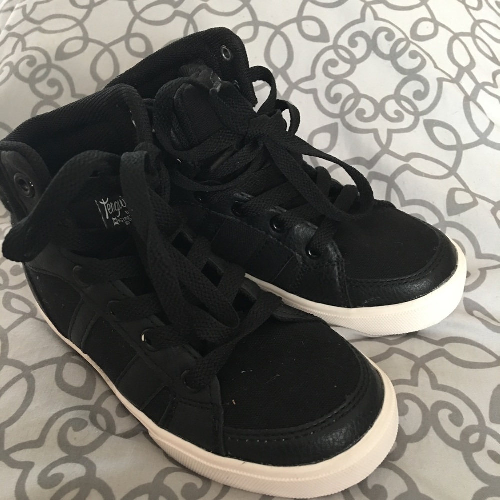 Boy shoes 👟