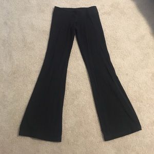Lululemon groove pant size 6