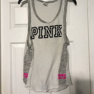 {{white VS PINK tank}}