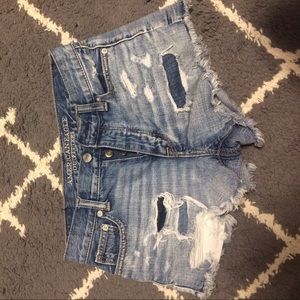 American Eagle high waisted button up shorts