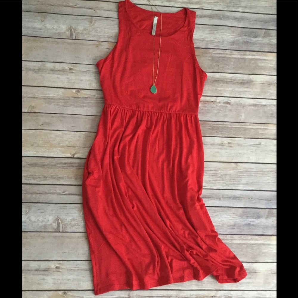 Eve dress in red