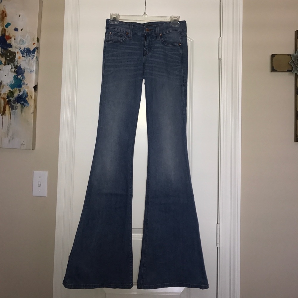 Level 99 "Dahlia" Flare Jeans