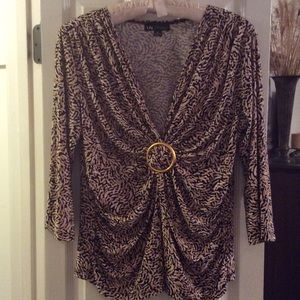 Women's top, no iron, wrinkle free