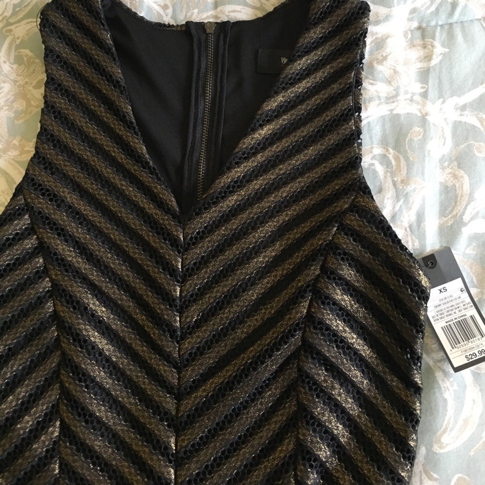 Black party dress with Gold details!!